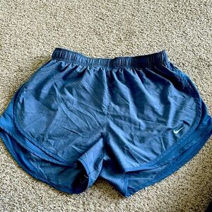 Nike women’s running shorts